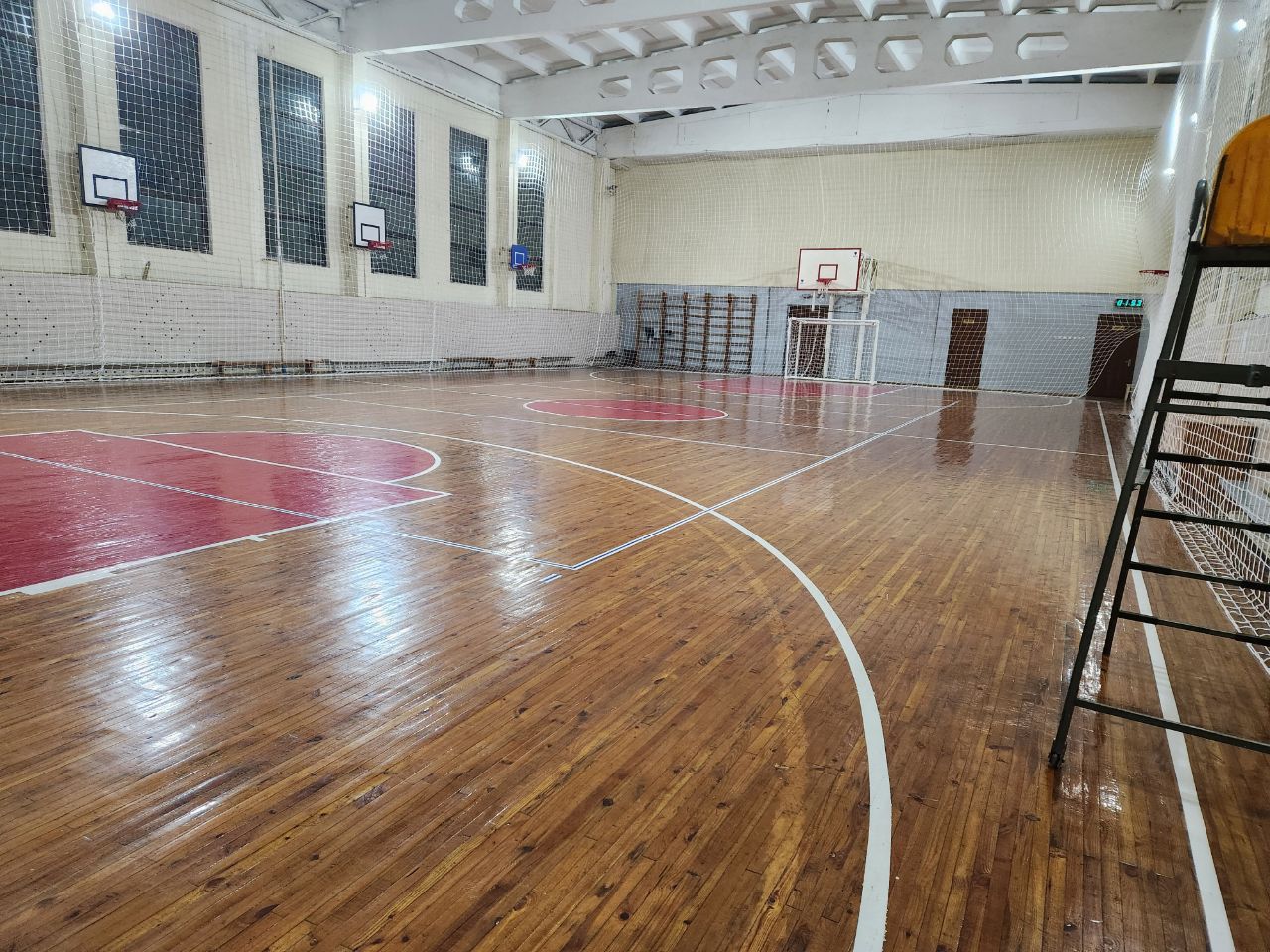 168-maktab, Sport Zal