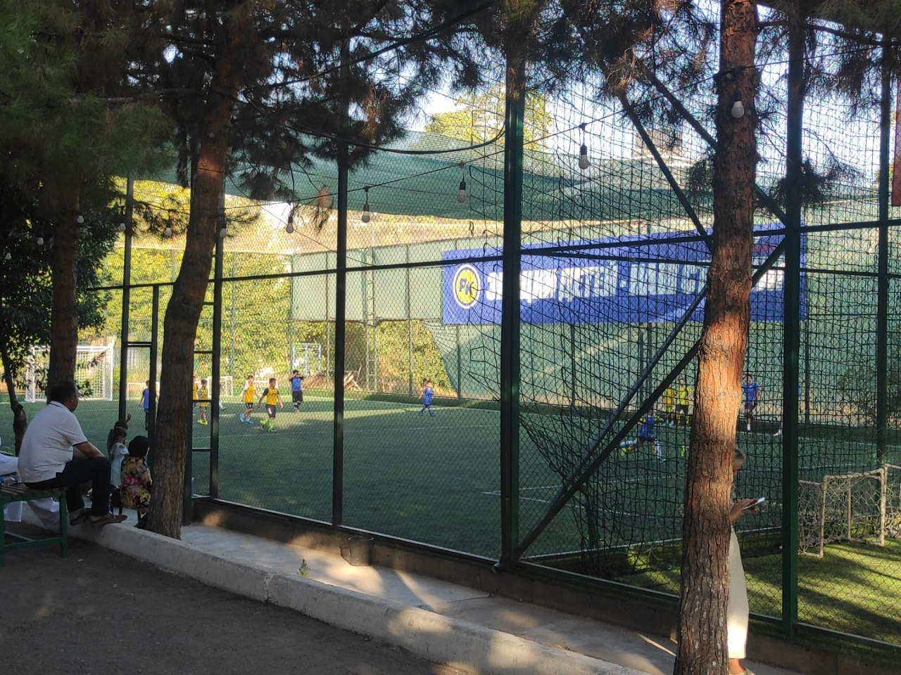 Askiya bozor, Tekstilni Institut